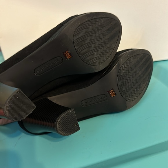 Andrew Geller slip on ankle booties with heel and platform. Excellent condition - Picture 4 of 4